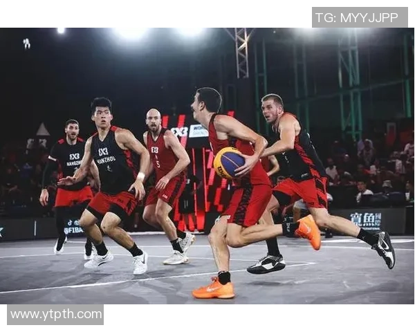 深圳篮球队在篮球配合排行榜中荣获第三名展现团队默契与实力 深圳篮球队在篮球配合排行榜中荣获第三名展现团队默契与实力